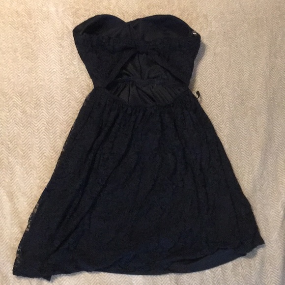 Black strapless dress - Picture 2 of 2